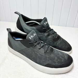 Huk Mahi Lace-Up‎ Grey and Black Casual Shoes sneakers Size 12.5